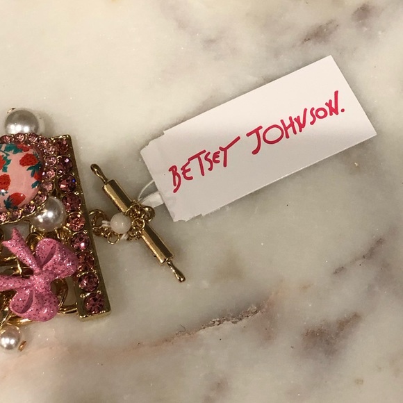 💖NWT💖 Betsey Johnson BABYCAKES CLUSTER BRACELET PINK - Picture 9 of 12